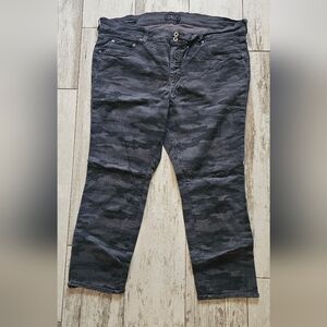 Lucky Brand Emma Straight Camouflage Patterned Jeans STRETCHY!  24W